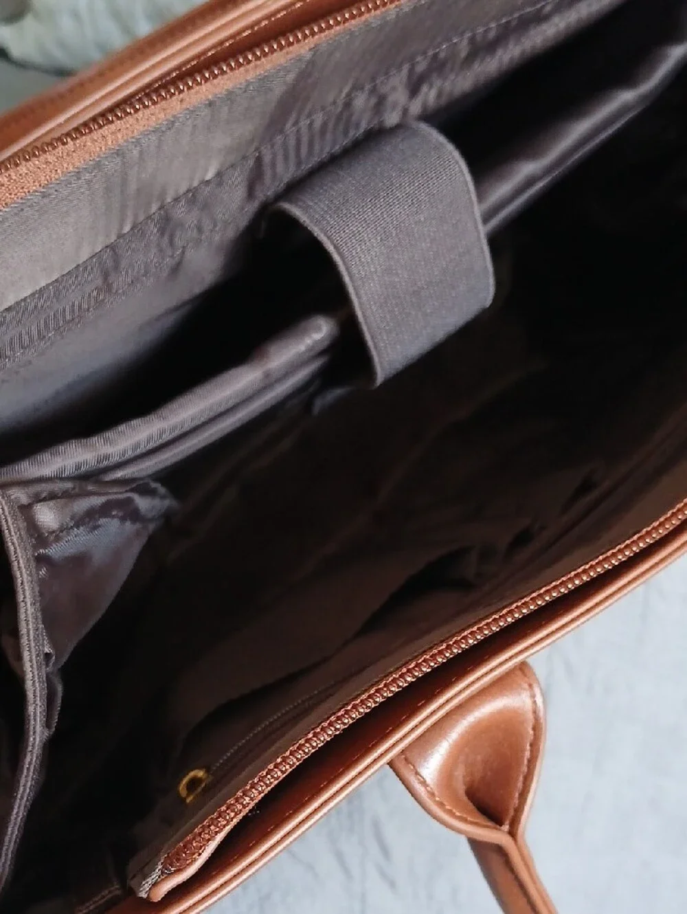 Lovevook Brown Leather Tote with Braided Strap Detail